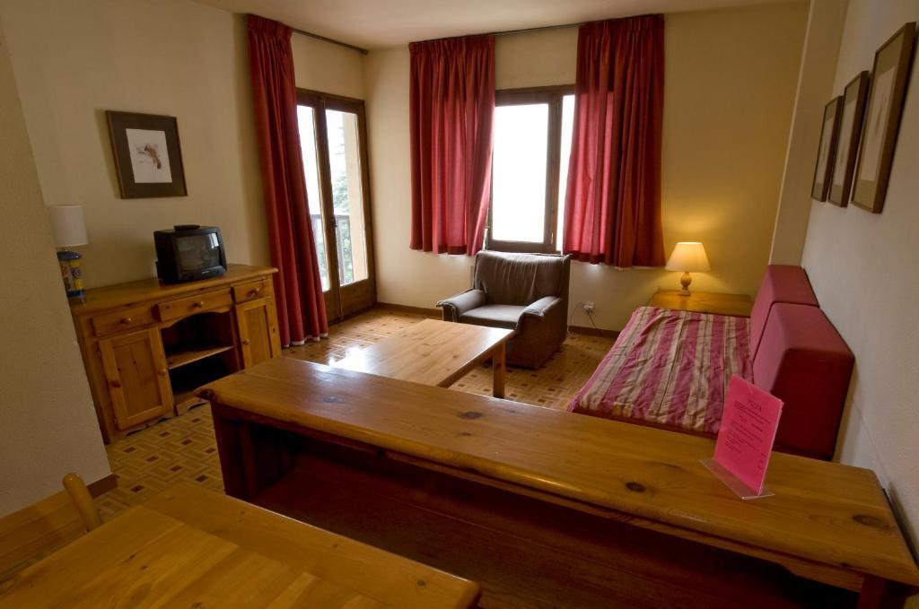 Apartamentos Pessets Adelaida Sort Camera foto
