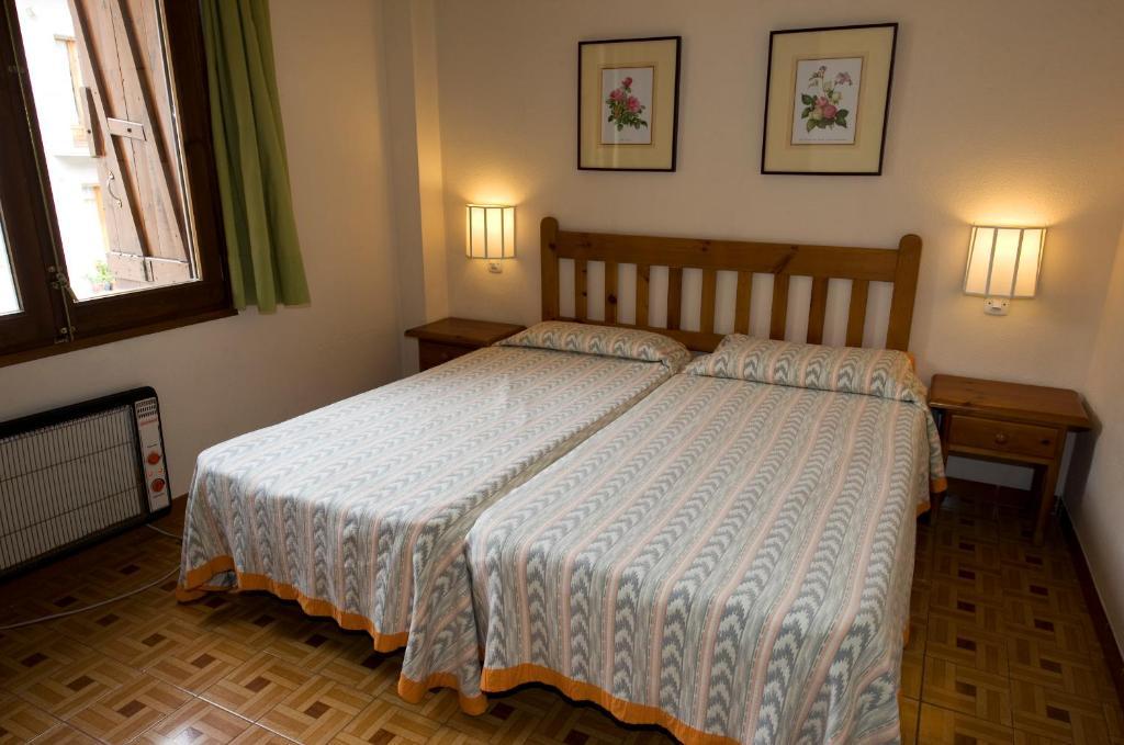 Apartamentos Pessets Adelaida Sort Camera foto